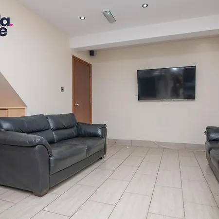 Kunda House Dawlish