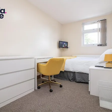 Kunda House Dawlish Holiday home Birmingham