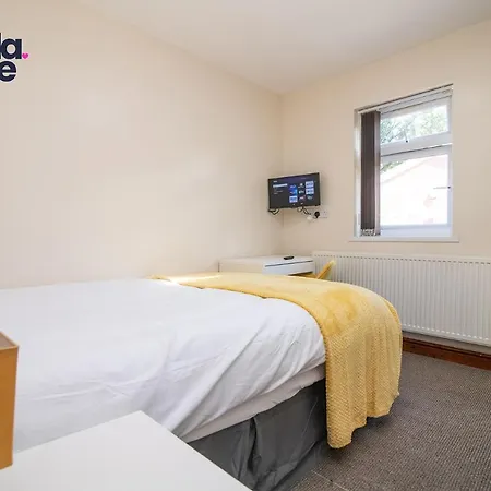 Kunda House Dawlish * Birmingham